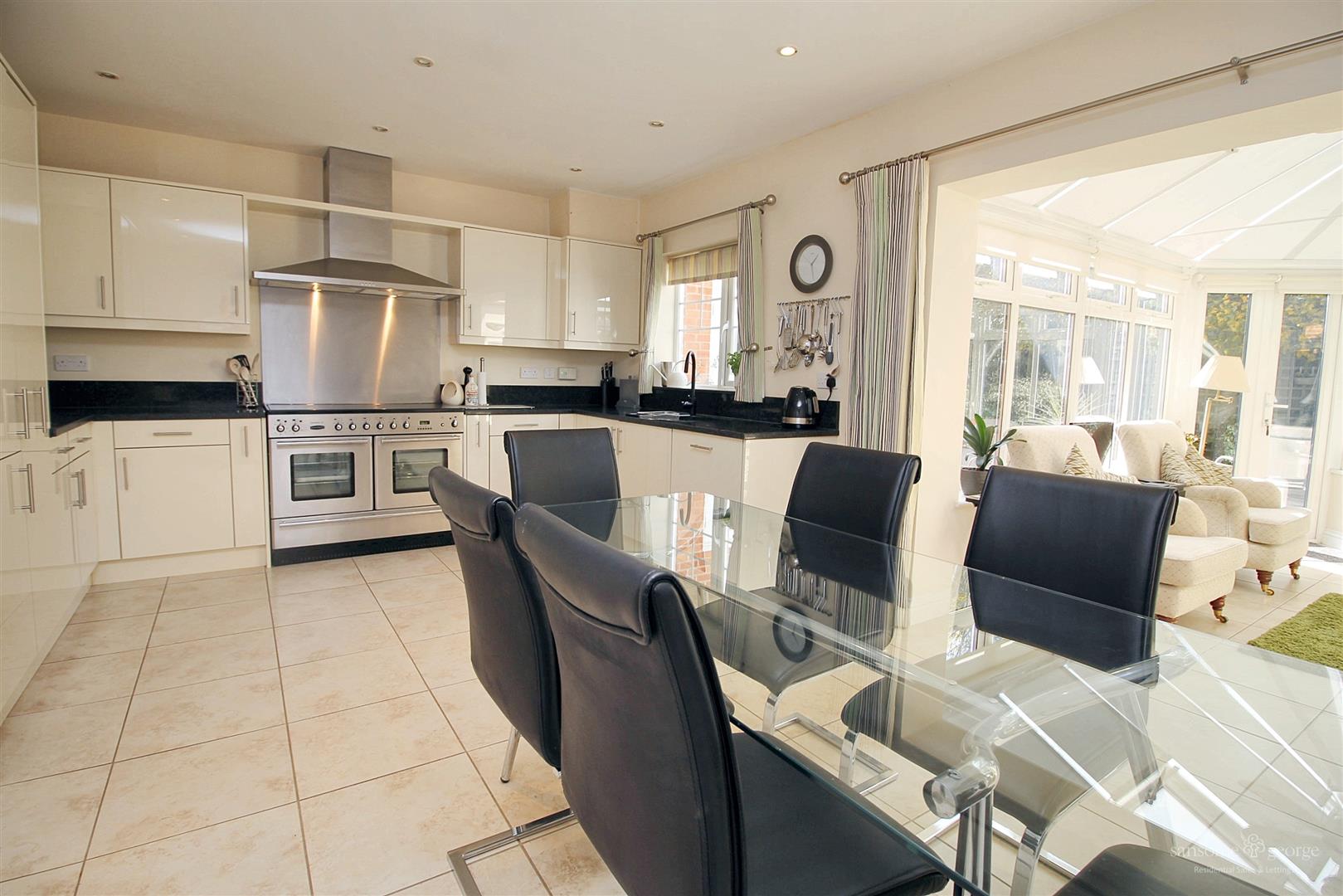 4 bed property in Parkside Road, Reading